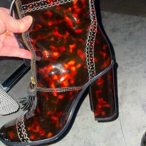 Tory Burch size 5.5 booties. Worn only a couple of times. Great condition.